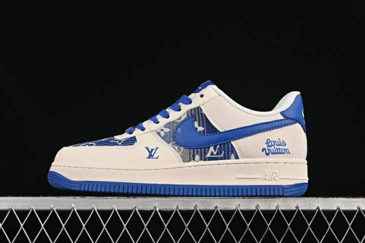Picture of Air Force 1 _SKUfw20212905874409641fw